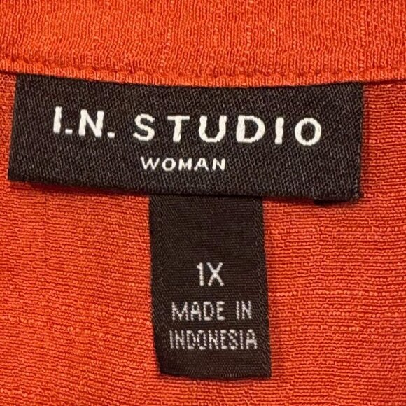 NWT I.N. Studio Women's Button Front Shirt Rust Red Roll Tab Sleeve Plus Size 1X - Picture 7 of 10
